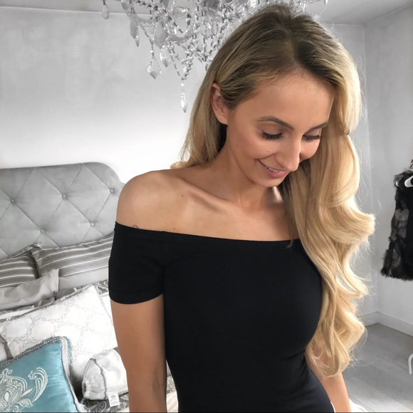 LAST 3!!! Short Sleeve Off The Shoulders Black Top - Picture 5 of 8